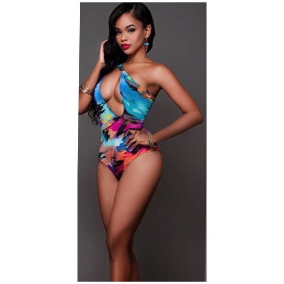 Sexy Hollow Out One Piece & Cover Up 💦 💧 - Picture 3 of 5